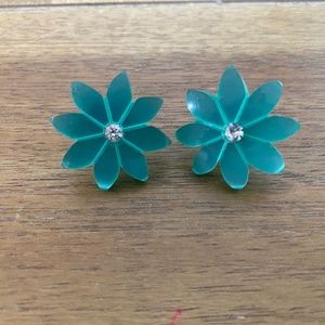 Vintage Green Flower Stud Earrings Rhinestones